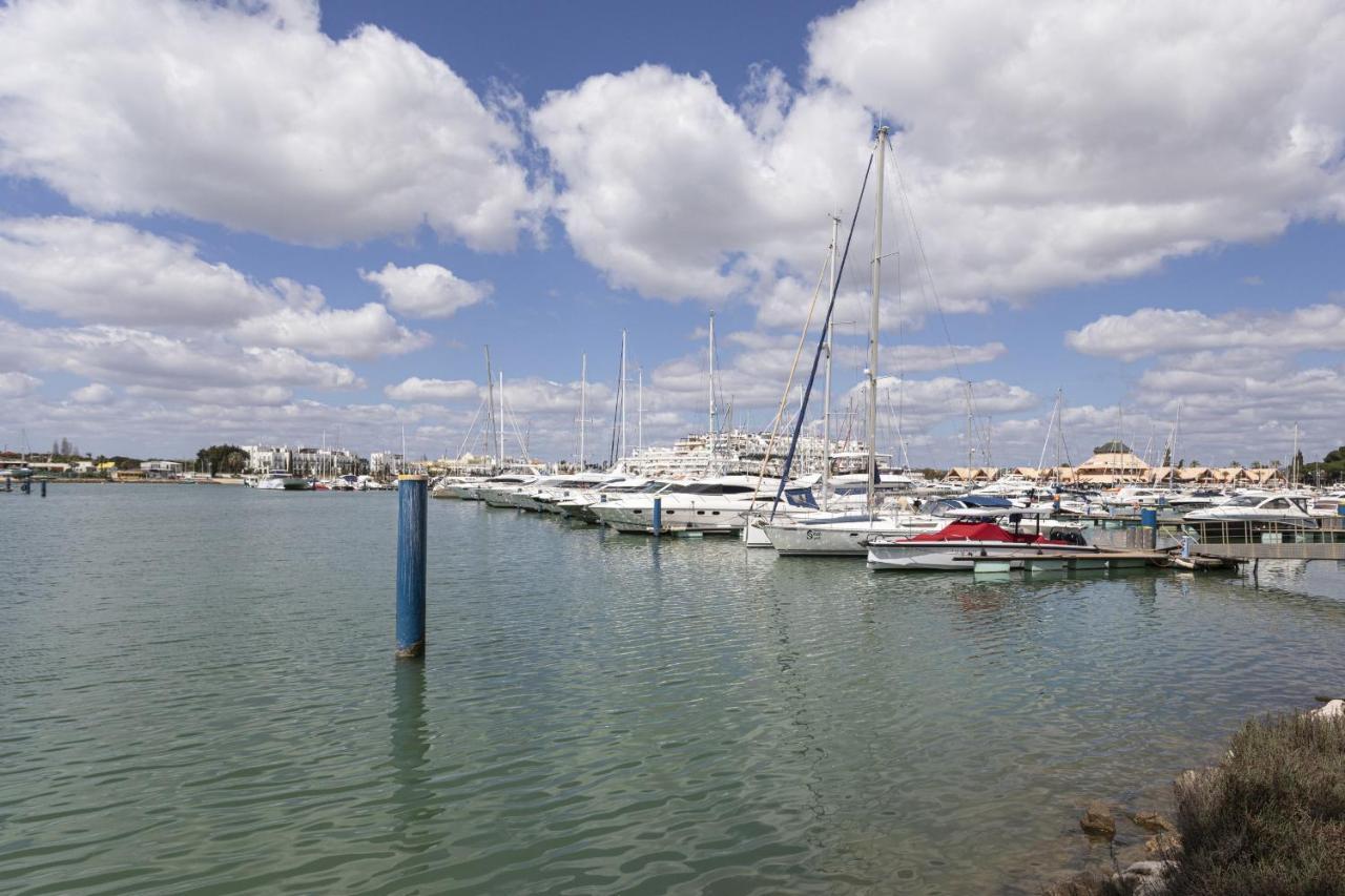 Hopstays Vilamoura All In - Marina View Apartment Quarteira Bagian luar foto